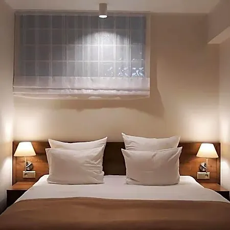 Hotel Gem